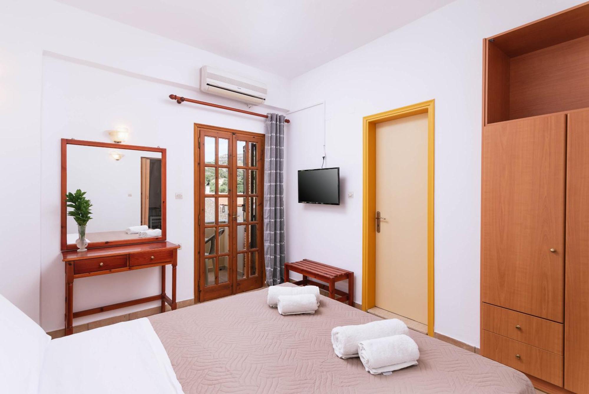 Matala Bay Hotel & Apartments Quarto foto