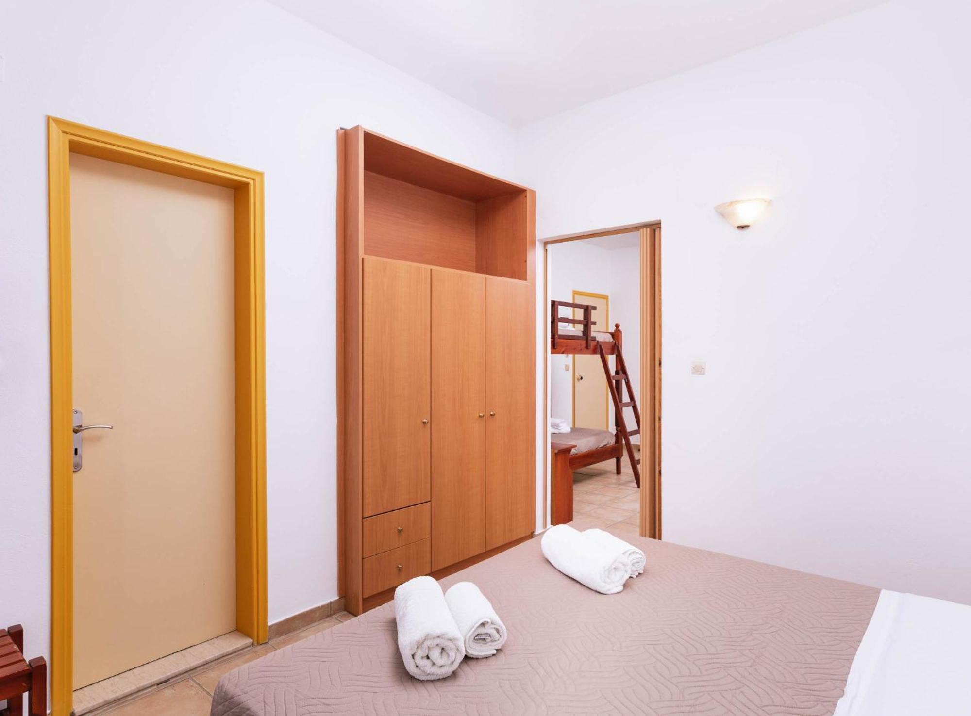 Matala Bay Hotel & Apartments Quarto foto
