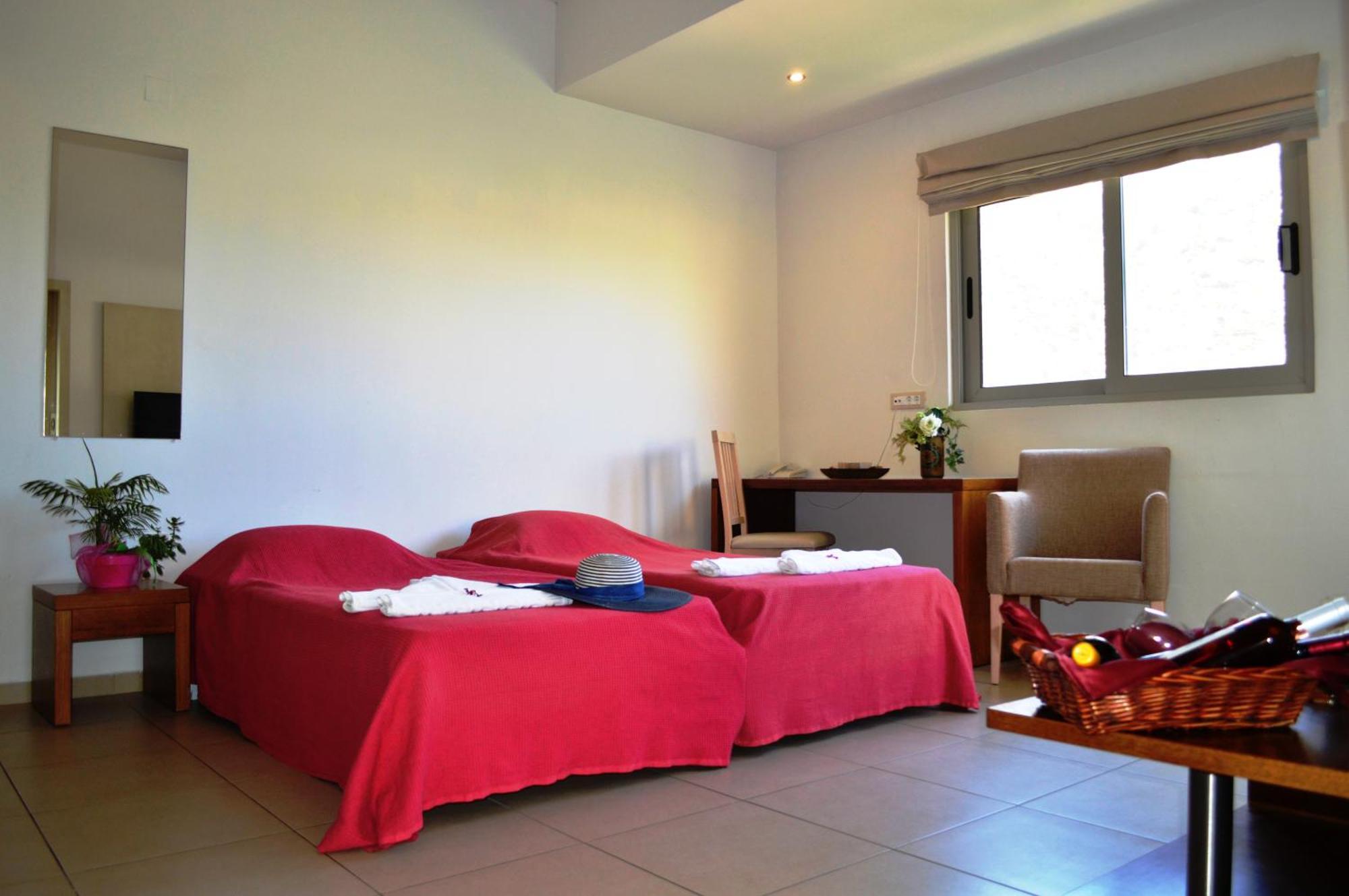 Matala Bay Hotel & Apartments Quarto foto